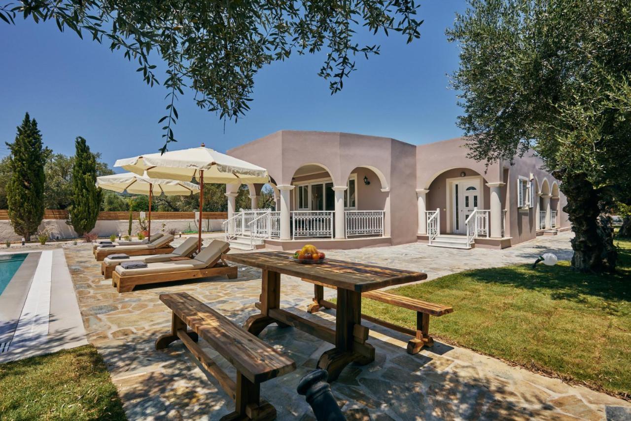 Villa Lagini لاغاناس المظهر الخارجي الصورة